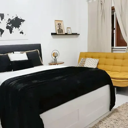 Apartamento Comfortable With Balcony And Sea View In 50 M²